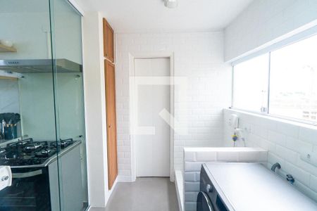 Apartamento à venda com 84m², 3 quartos e 2 vagas Apartamento à venda com 84m², 3 quartos e 2 vagasÁrea de Serviço