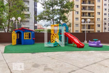 Apartamento à venda com 84m², 3 quartos e 2 vagas Apartamento à venda com 84m², 3 quartos e 2 vagasÁrea comum - Playground