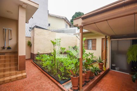 Casa à venda com 348m², 2 quartos e 6 vagasEdicúla