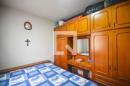 Casa à venda com 348m², 2 quartos e 6 vagasQuarto de Serviço