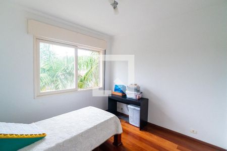 Casa à venda com 242m², 3 quartos e 4 vagas Casa à venda com 242m², 3 quartos e 4 vagasSuite 2