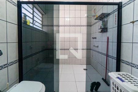 Casa à venda com 242m², 3 quartos e 4 vagas Casa à venda com 242m², 3 quartos e 4 vagasBanheiro da Suíte 1 Detalhe