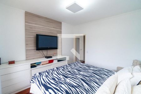 Casa à venda com 242m², 3 quartos e 4 vagas Casa à venda com 242m², 3 quartos e 4 vagasSuite 1