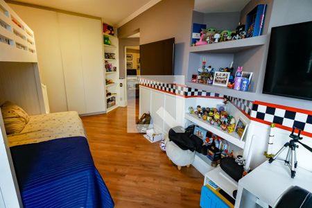 Apartamento para alugar com 241m², 3 quartos e 4 vagasSuíte 2