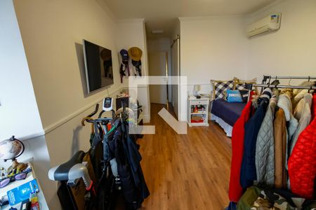 Apartamento para alugar com 241m², 3 quartos e 4 vagasSuíte 1