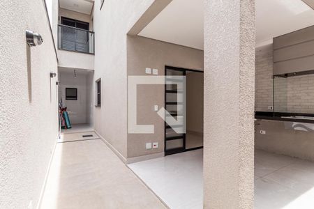 Casa à venda com 170m², 3 quartos e 3 vagas Casa à venda com 170m², 3 quartos e 3 vagasChurrasqueira