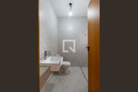 Casa à venda com 170m², 3 quartos e 3 vagas Casa à venda com 170m², 3 quartos e 3 vagasBanheiro Suíte 2