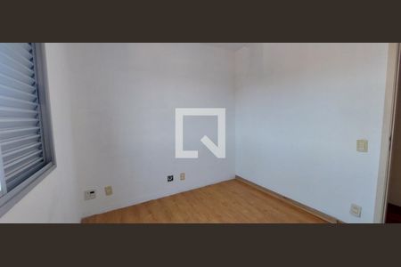 Apartamento à venda com 78m², 3 quartos e 1 vagaQuarto 2