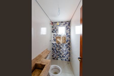 Apartamento à venda com 116m², 2 quartos e 2 vagas Apartamento à venda com 116m², 2 quartos e 2 vagasBanheiro do Quarto 2