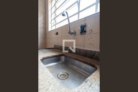 Casa para alugar com 120m², 2 quartos e 1 vaga Casa para alugar com 120m², 2 quartos e 1 vagaCozinha Detalhe