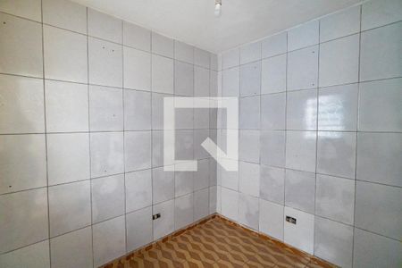 Casa para alugar com 120m², 2 quartos e 1 vaga Casa para alugar com 120m², 2 quartos e 1 vagaQuarto de Serviço