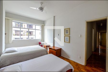 Apartamento à venda com 200m², 4 quartos e 1 vagaQuarto