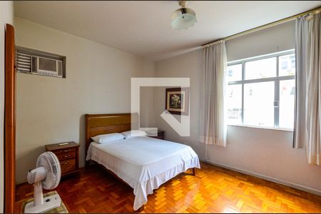 Quarto 1 de apartamento à venda com 4 quartos, 200m² em Icaraí, Niterói