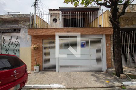 Casa à venda com 90m², 2 quartos e 1 vagaFachada 