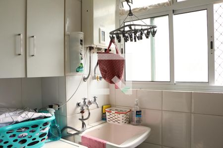 Apartamento para alugar com 65m², 3 quartos e 1 vagaÁrea de Serviço