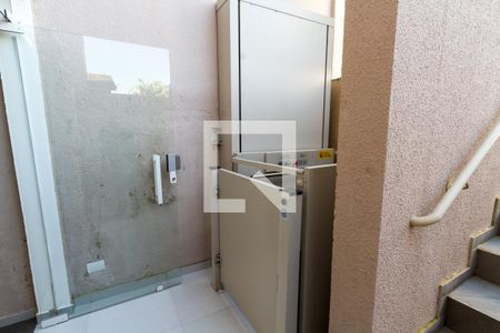 Studio para alugar com 33m², 1 quarto e 1 vagaElevador - Acessibilidade