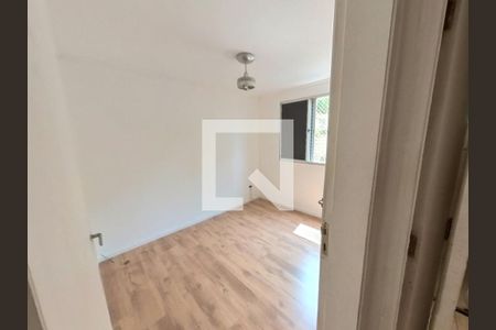 Quarto 1 de apartamento para alugar com 3 quartos, 57m² em Moinho Velho, São Paulo