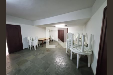 Apartamento à venda com 100m², 3 quartos e 1 vaga Apartamento à venda com 100m², 3 quartos e 1 vagaÁrea comum - Salão de festas