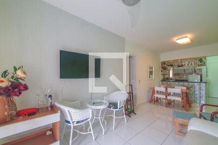 Sala 1 de apartamento para alugar com 3 quartos, 77m² em Vila Julia, Guarujá