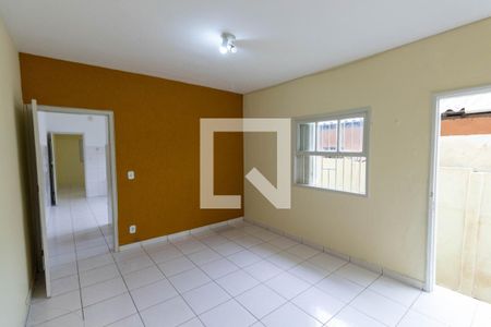 Sala de casa para alugar com 2 quartos, 60m² em Cidade Líder, São Paulo