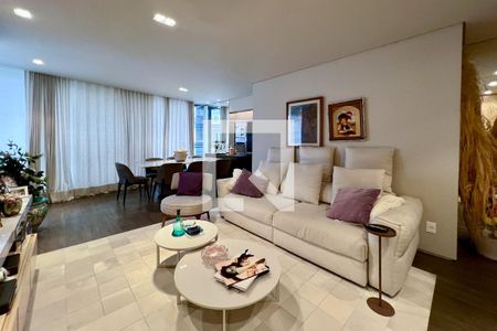 Sala de apartamento à venda com 2 quartos, 110m² em Vila Nova Conceição, São Paulo