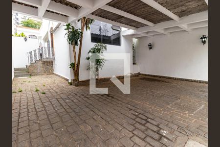 Casa à venda com 320m², 5 quartos e 3 vagasGaragem