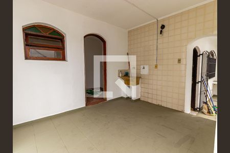 Casa à venda com 320m², 5 quartos e 3 vagasÁrea de Serviço e Quintal