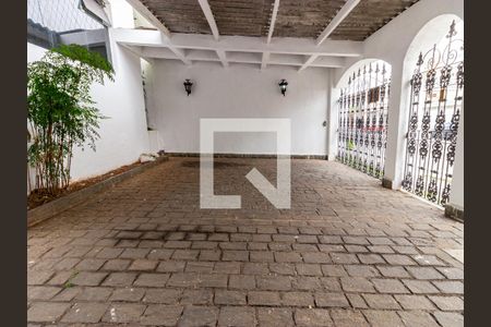 Casa à venda com 320m², 5 quartos e 3 vagasGaragem