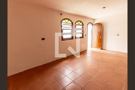 Casa à venda com 320m², 5 quartos e 3 vagasQuarto 4