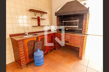 Casa à venda com 320m², 5 quartos e 3 vagasÁrea de Serviço e Quintal