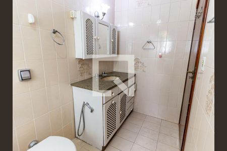 Casa à venda com 320m², 5 quartos e 3 vagasBanheiro da Suíte