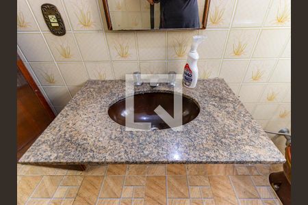 Casa à venda com 320m², 5 quartos e 3 vagasBanheiro