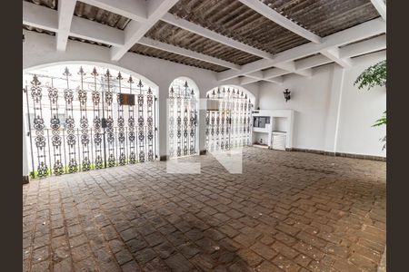 Casa à venda com 320m², 5 quartos e 3 vagasGaragem