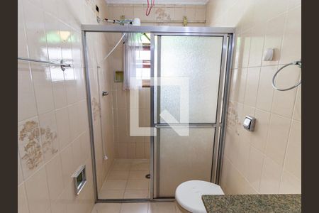 Casa à venda com 320m², 5 quartos e 3 vagasBanheiro da Suíte