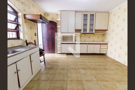 Casa à venda com 320m², 5 quartos e 3 vagasCozinha