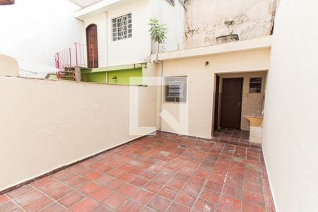 Casa para alugar com 100m², 2 quartos e 1 vaga Casa para alugar com 100m², 2 quartos e 1 vagaQuintal