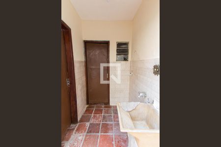 Casa para alugar com 100m², 2 quartos e 1 vaga Casa para alugar com 100m², 2 quartos e 1 vagaÁrea de Serviço