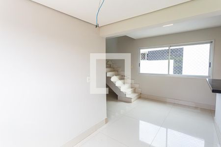 Sala de apartamento à venda com 2 quartos, 130m² em Serra, Belo Horizonte