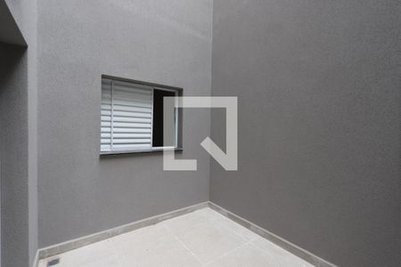 Apartamento para alugar com 39m², 1 quarto e sem vagaQuintal