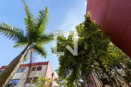 Apartamento à venda com 72m², 3 quartos e sem vaga Apartamento à venda com 72m², 3 quartos e sem vagaÁrea Comum