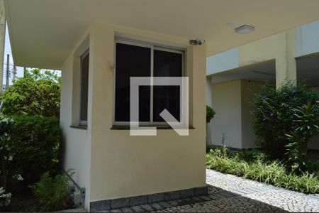 Apartamento para alugar com 50m², 2 quartos e 1 vagaFachada e portaria