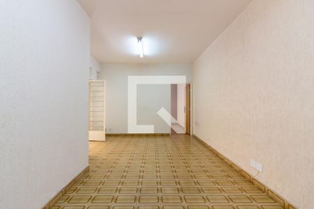 Casa à venda com 225m², 3 quartos e 2 vagas Casa à venda com 225m², 3 quartos e 2 vagasSala