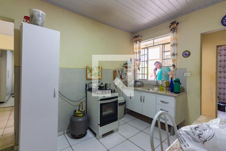 Casa à venda com 225m², 3 quartos e 2 vagas Casa à venda com 225m², 3 quartos e 2 vagasCozinha 2