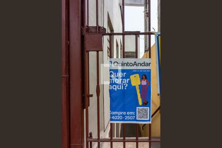 Casa à venda com 225m², 3 quartos e 2 vagas Casa à venda com 225m², 3 quartos e 2 vagasPlaca de Anuncio