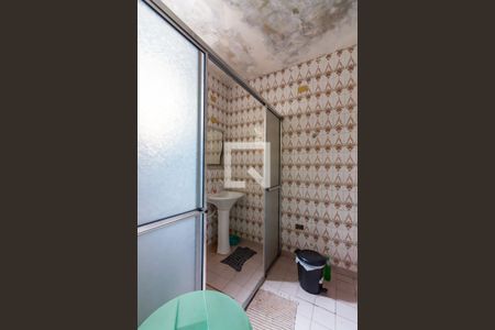 Casa à venda com 225m², 3 quartos e 2 vagas Casa à venda com 225m², 3 quartos e 2 vagasBanheiro 2