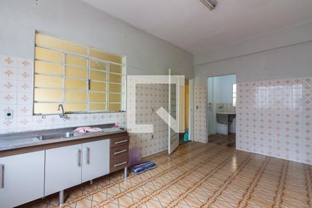 Casa à venda com 225m², 3 quartos e 2 vagas Casa à venda com 225m², 3 quartos e 2 vagasCozinha 1