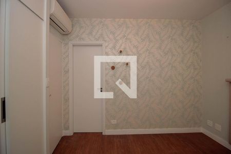 Apartamento para alugar com 115m², 3 quartos e 3 vagas Apartamento para alugar com 115m², 3 quartos e 3 vagasSuíte