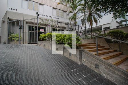 Apartamento para alugar com 115m², 3 quartos e 3 vagas Apartamento para alugar com 115m², 3 quartos e 3 vagasFachada