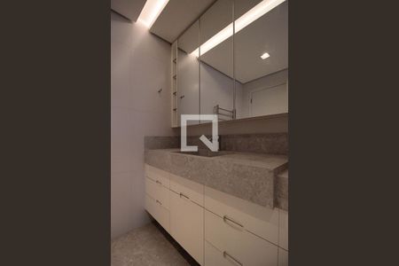 Apartamento para alugar com 115m², 3 quartos e 3 vagas Apartamento para alugar com 115m², 3 quartos e 3 vagasBanheiro da Suíte