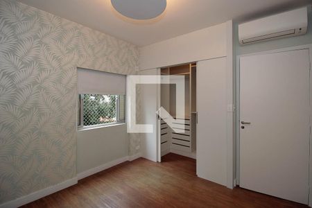 Apartamento para alugar com 115m², 3 quartos e 3 vagas Apartamento para alugar com 115m², 3 quartos e 3 vagasSuíte